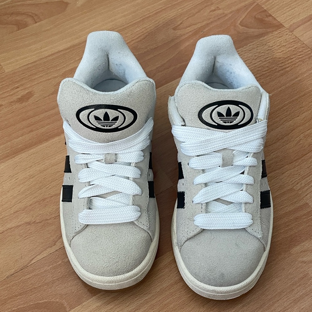 Adidas Campus 00 shoes